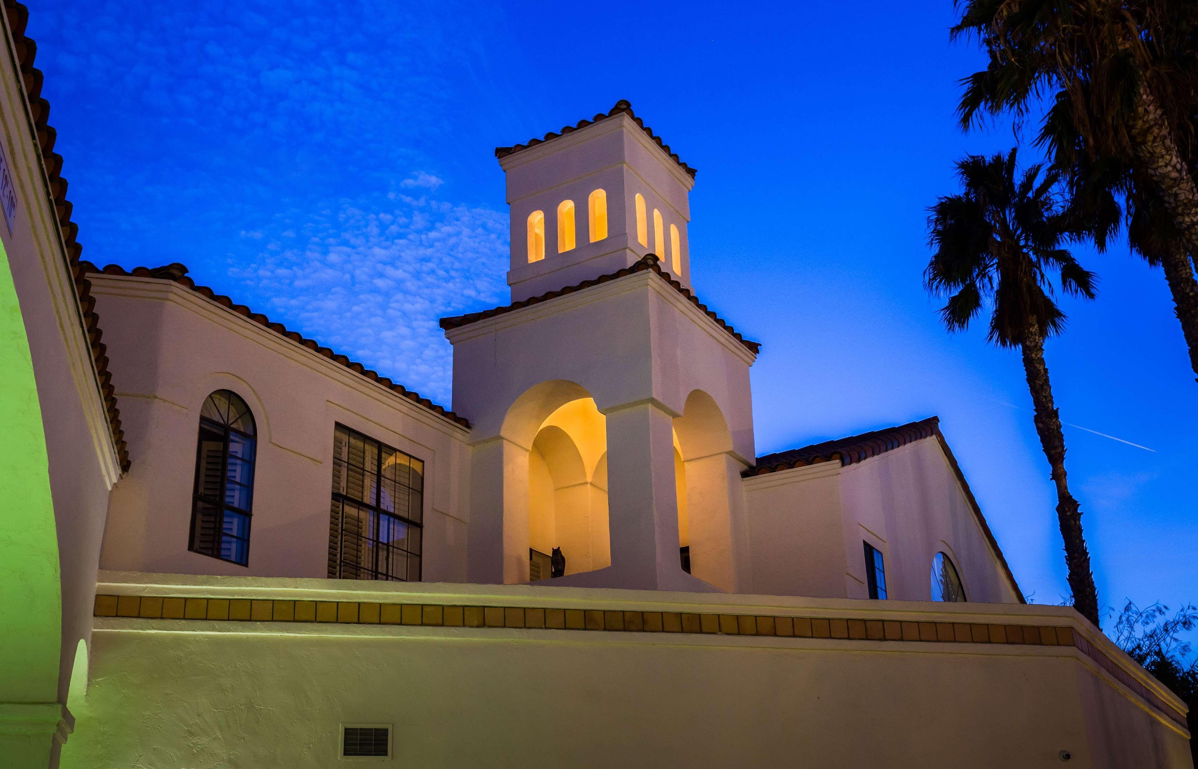 Best Western Posada Royale Hotel & Suites Сімі-Валлі Екстер'єр фото