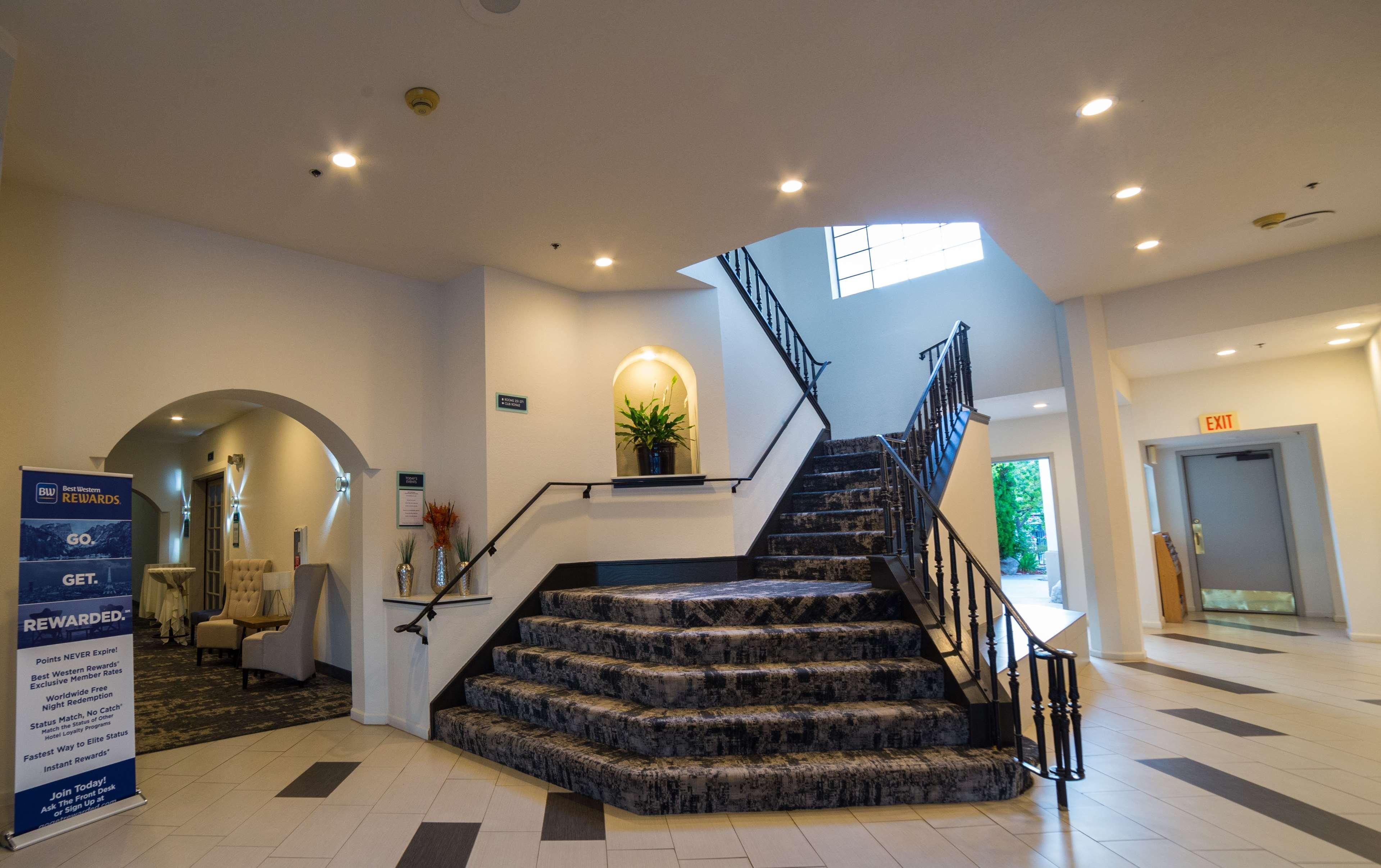 Best Western Posada Royale Hotel & Suites Сімі-Валлі Екстер'єр фото