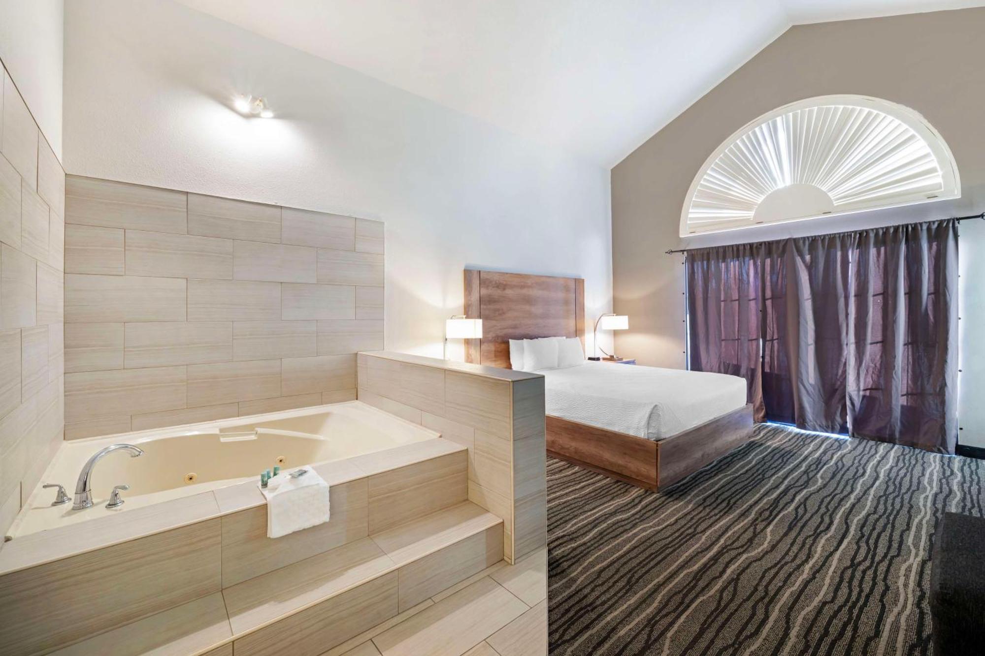 Best Western Posada Royale Hotel & Suites Сімі-Валлі Екстер'єр фото